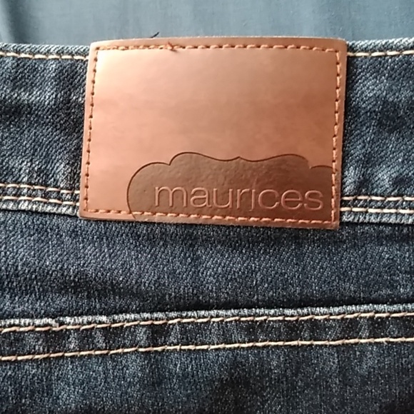 Jeans - Picture 2 of 3